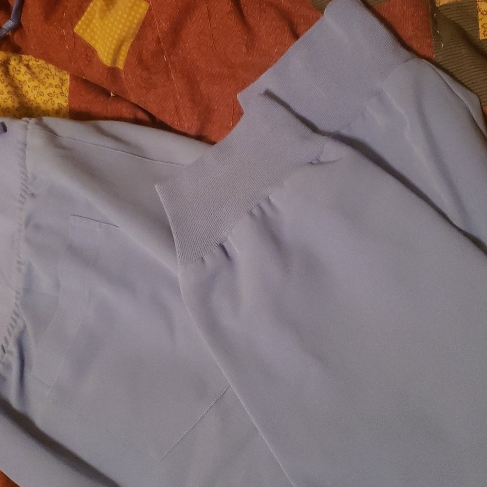 Scrub set - Picture 3 of 4